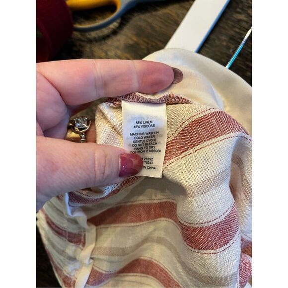 C&C California Cream & Red Stripe Wide Leg Linen Pants sz L NWOT - Picture 7 of 7